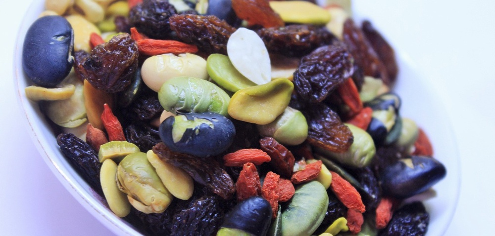 3 simple steps to eating healthy while you travel